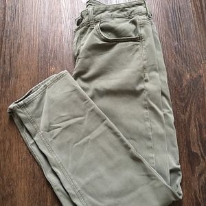 American Eagle super stretch tomgirl pants